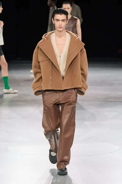 Look 21